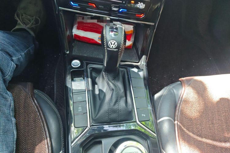Used Volkswagen Passat 2022 330TSI Elite Edition Gear Lever