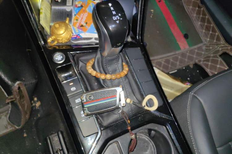 Used Volkswagen Passat 2022 330TSI Elite Edition Gear Lever