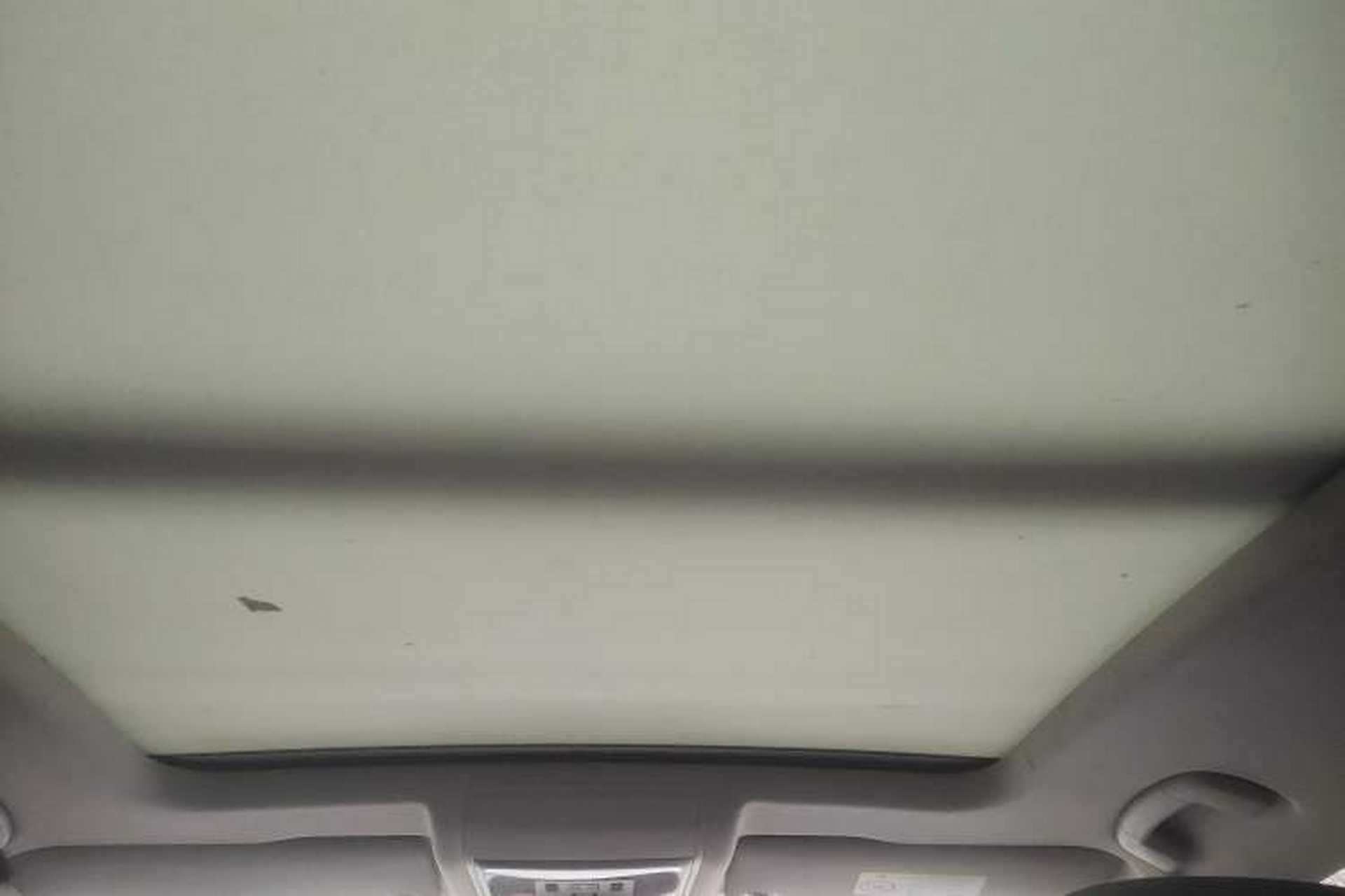 Used Volkswagen Passat 2022 330TSI Starry Luxury Edition Headliner