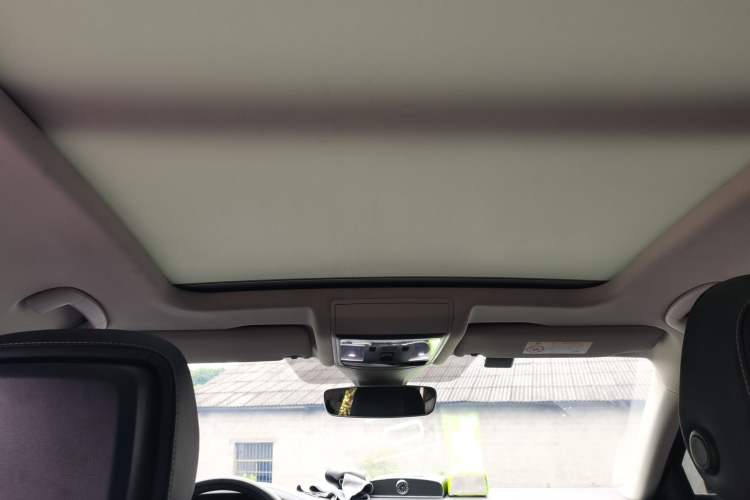 Used Volkswagen Passat 2022 330TSI Starry Luxury Edition Headliner