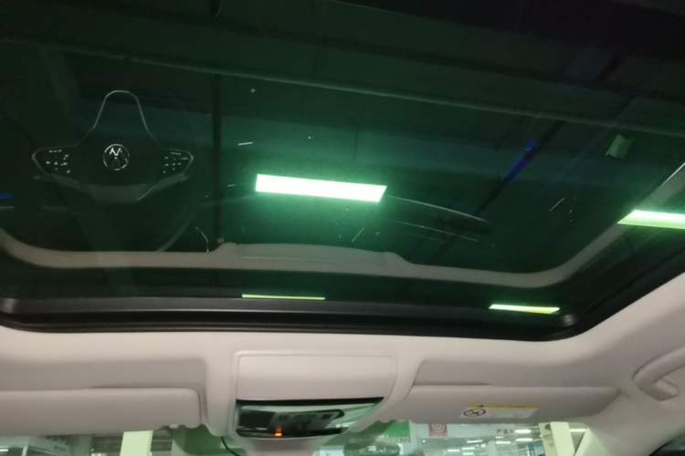 Used Volkswagen Passat 2022 330TSI Starry Luxury Edition Headliner