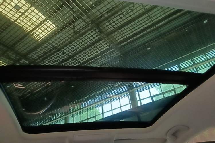 Used Volkswagen Passat 2022 330TSI Starry Luxury Edition Headliner