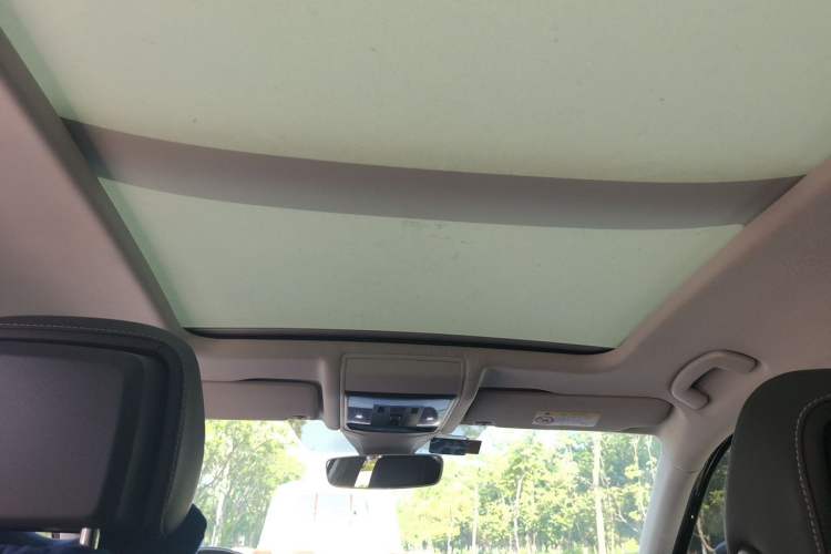 Used Volkswagen Passat 2022 330TSI Luxury Edition Headliner