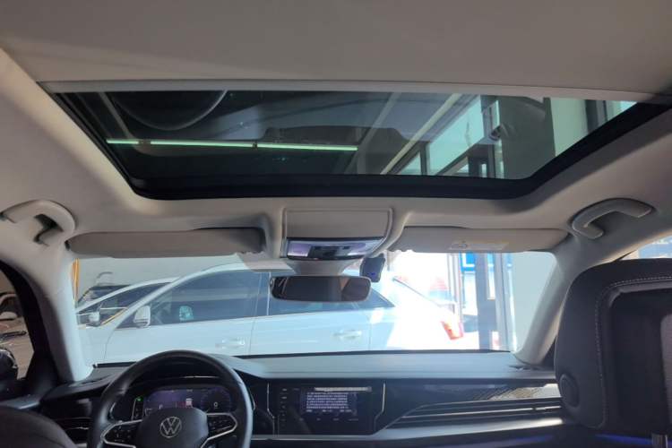 Used Volkswagen Passat 2022 330TSI Starry Luxury Edition Headliner