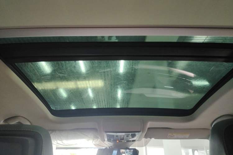 Used Volkswagen Passat 2022 330TSI Luxury Edition Headliner