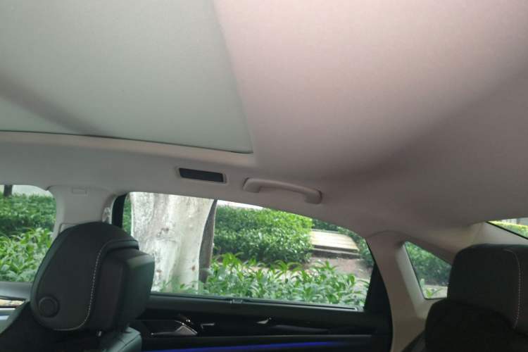 Used Volkswagen Passat 2022 330TSI Starry Luxury Edition Headliner