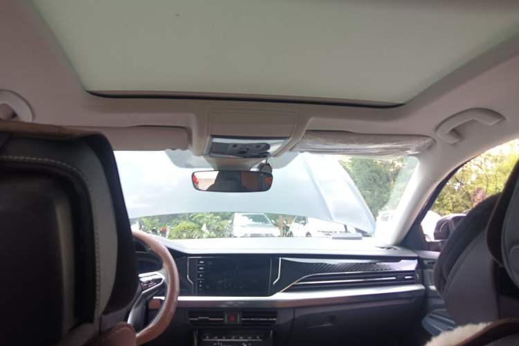 Used Volkswagen Passat 2022 380TSI Luxury Edition Headliner