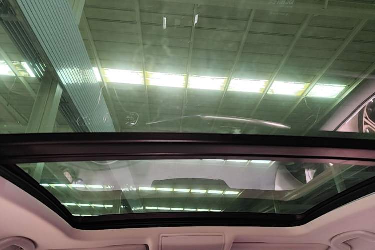 Used Volkswagen Passat 2022 330TSI Luxury Edition Headliner