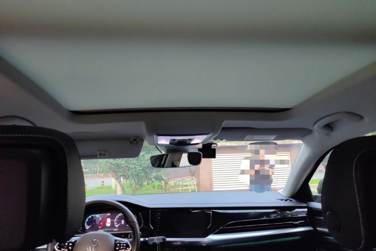 Used Volkswagen Passat 2022 330TSI Starry Luxury Edition Headliner