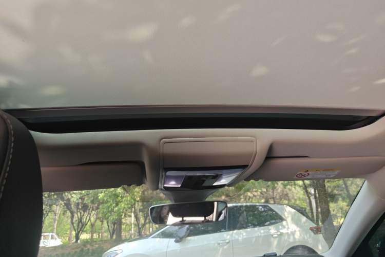 Used Volkswagen Passat 2022 330TSI Luxury Edition Headliner