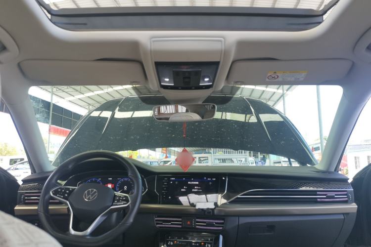 Used Volkswagen Passat 2022 330TSI Luxury Edition Headliner