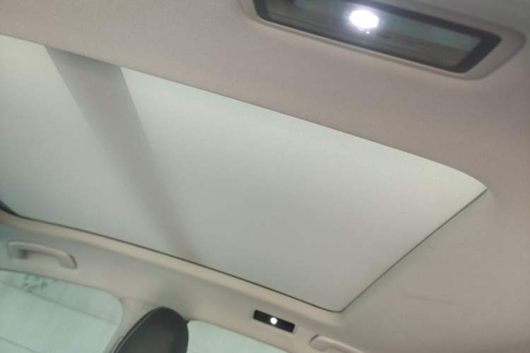 Used Volkswagen Passat 2022 330TSI Starry Elite Edition Headliner