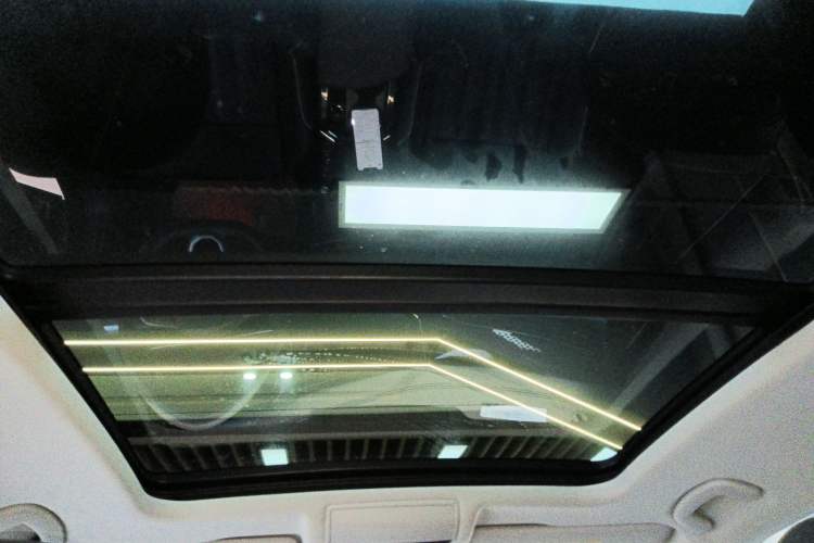 Used Volkswagen Passat 2022 330TSI Starry Elite Edition Headliner