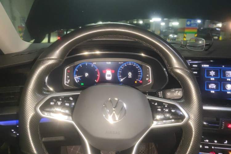 Used Volkswagen Passat 2022 330TSI Starry Luxury Edition Instrument Cluster