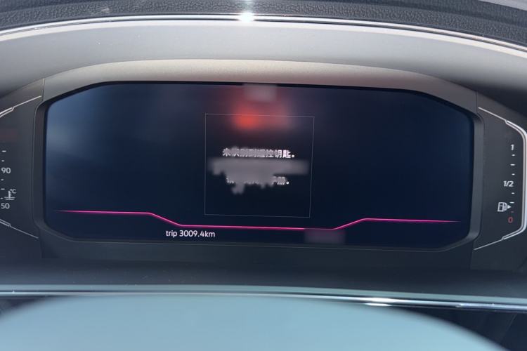 Used Volkswagen Passat 2022 330TSI Starry Luxury Edition – Exclusive Special Edition Instrument Cluster