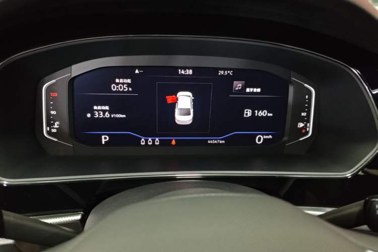 Used Volkswagen Passat 2022 330TSI Starry Luxury Edition – Exclusive Special Edition Instrument Cluster