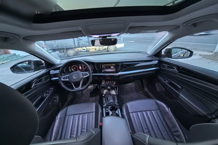 Used Volkswagen Passat 2022 330TSI Starry Elite Edition Interior 1