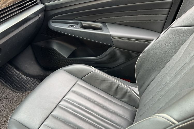 Used Volkswagen Passat 2022 280TSI Elite Edition Interior 1