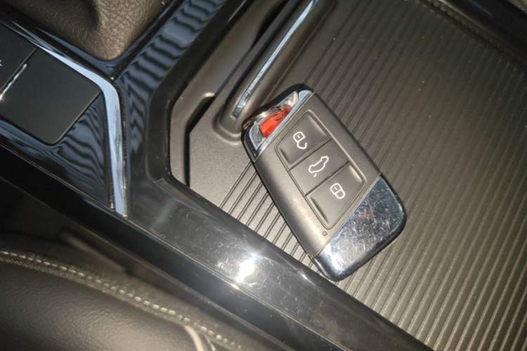 Used Volkswagen Passat 2022 330TSI Elite Edition Interior 1
