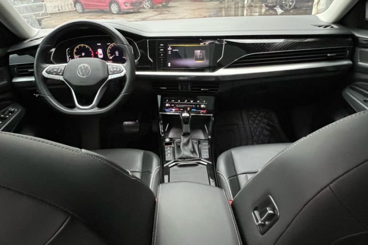 Used Volkswagen Passat 2022 330TSI Elite Edition Interior 1