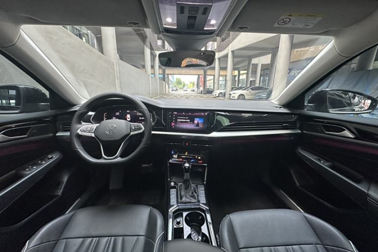Used Volkswagen Passat 2022 330TSI Starry Luxury Edition Interior 1