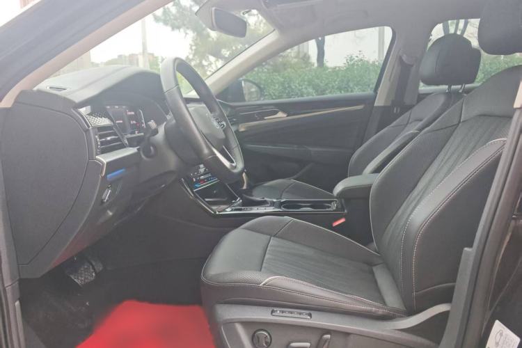 Used Volkswagen Passat 2022 330TSI Starry Luxury Edition Interior 1