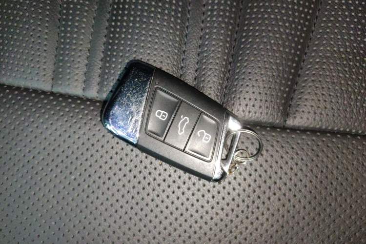 Used Volkswagen Passat 2022 330TSI Luxury Edition Interior 1