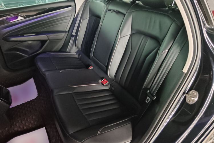 Used Volkswagen Passat 2022 330TSI Elite Edition Custom Version Interior 1