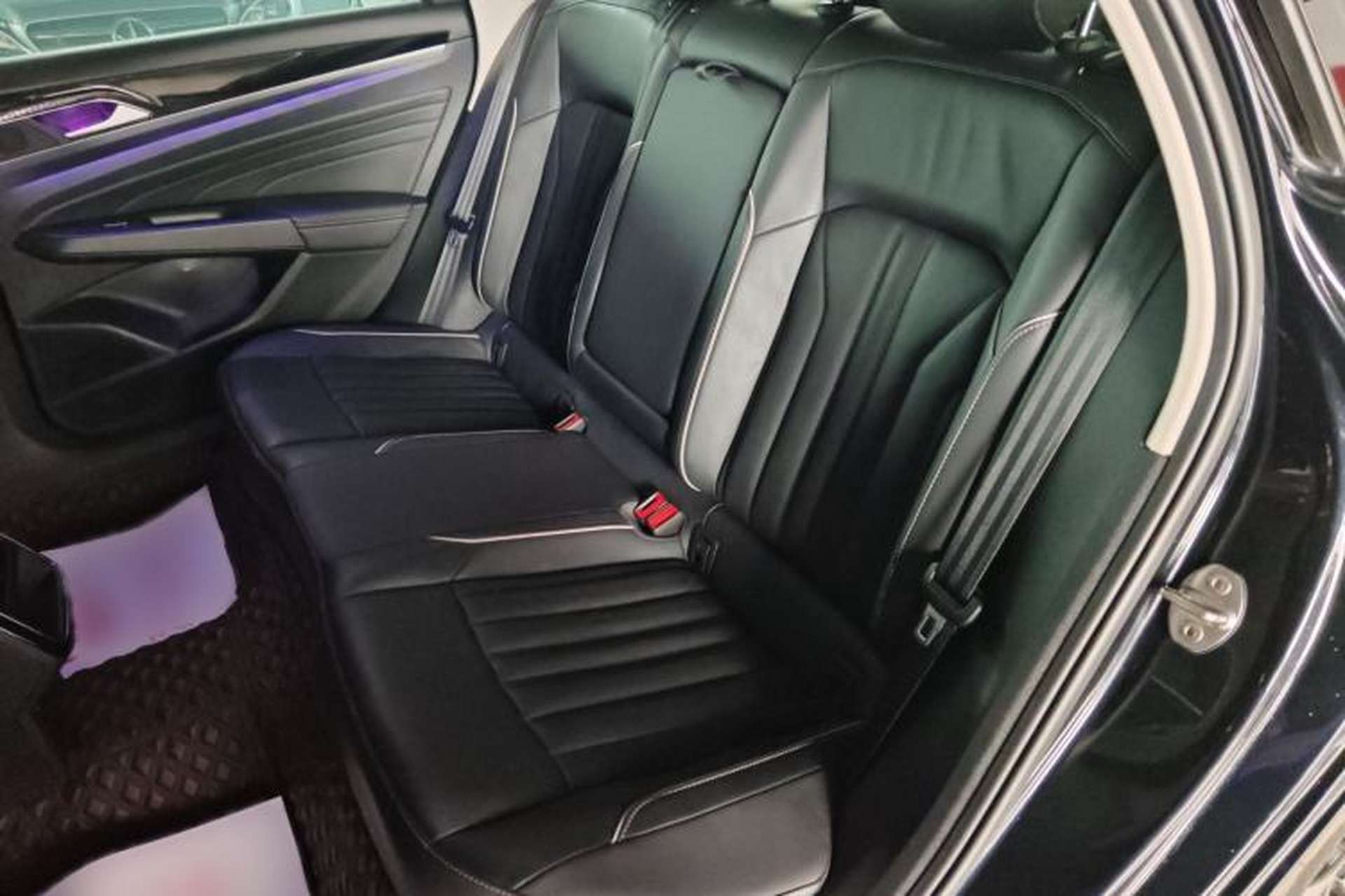 Used Volkswagen Passat 2022 330TSI Elite Edition Custom Version Interior 1