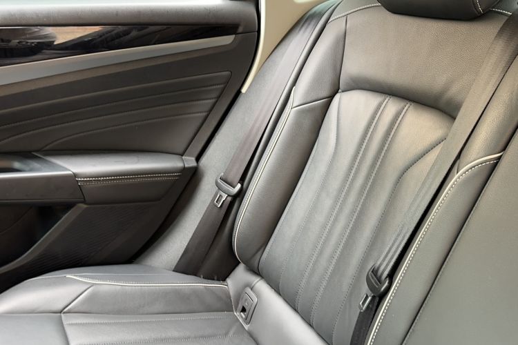 Used Volkswagen Passat 2022 280TSI Elite Edition Interior 2