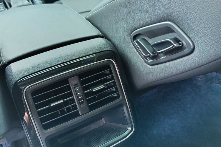 Used Volkswagen Passat 2022 330TSI Starry Luxury Edition Interior 2