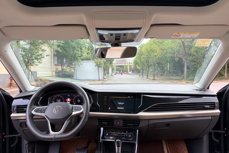 Used Volkswagen Passat 2022 330TSI Starry Elite Edition Interior 2