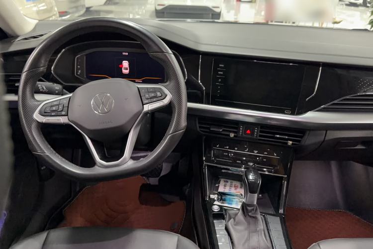 Used Volkswagen Passat 2022 330TSI Elite Edition Interior 2