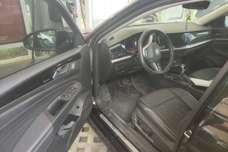Used Volkswagen Passat 2022 330TSI Starry Elite Edition Interior 3