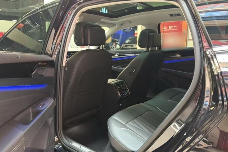 Used Volkswagen Passat 2022 330TSI Starry Luxury Edition Interior 3