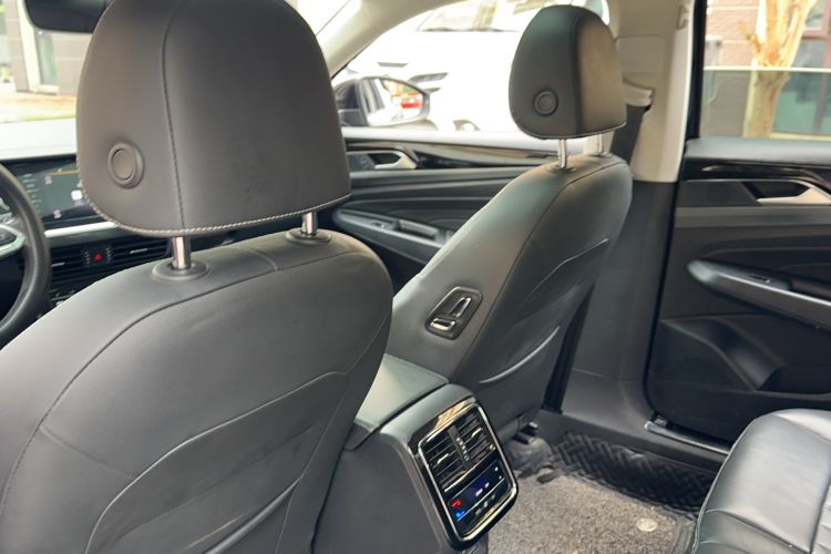 Used Volkswagen Passat 2022 280TSI Elite Edition Interior 4