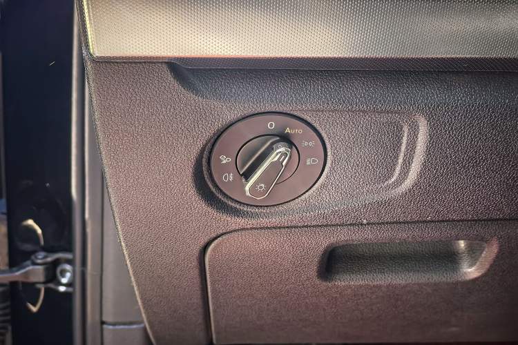 Used Volkswagen Passat 2022 330TSI Elite Edition Custom Version Interior 4