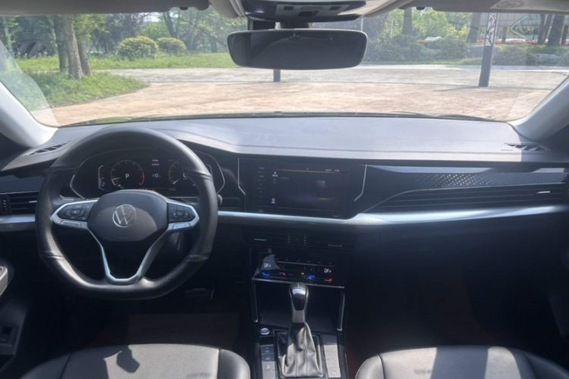 Used Volkswagen Passat 2022 330TSI Starry Elite Edition Interior 5