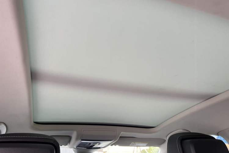 Used Volkswagen Passat 2022 330TSI Starry Luxury Edition Interior 5