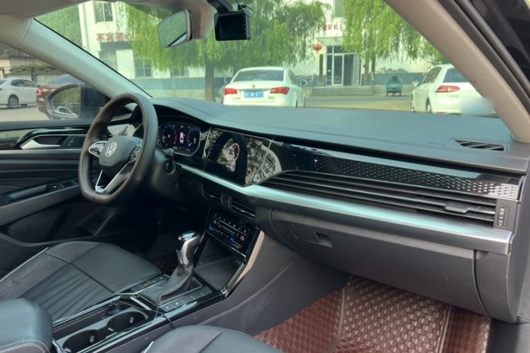 Used Volkswagen Passat 2022 330TSI Starry Luxury Edition – Exclusive Special Edition Interior 6