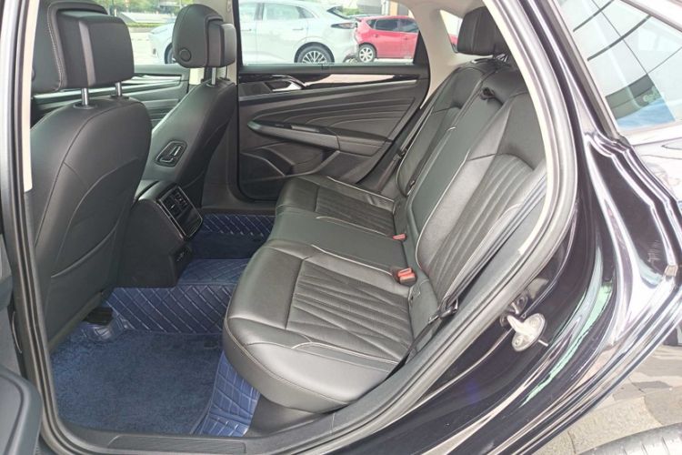 Used Volkswagen Passat 2022 330TSI Starry Luxury Edition Interior 6