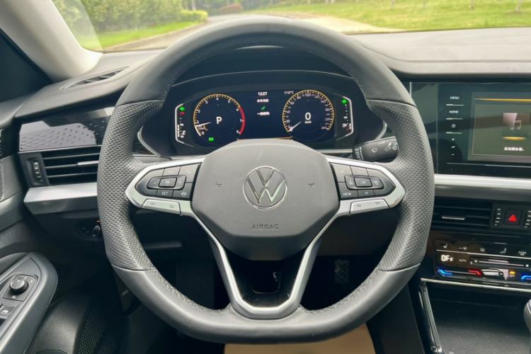 Used Volkswagen Passat 2022 330TSI Elite Edition Interior 6