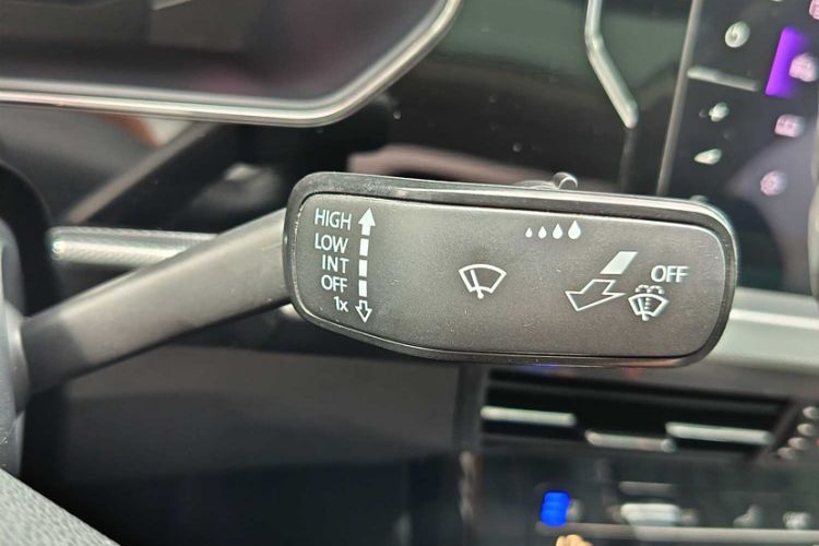 Used Volkswagen Passat 2022 330TSI Starry Luxury Edition Interior 8