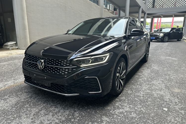 Used Volkswagen Passat 2022 330TSI Starry Luxury Edition Guazi used car, China used car export, Used car for sale, Used  cars, Cheapest cars for sale