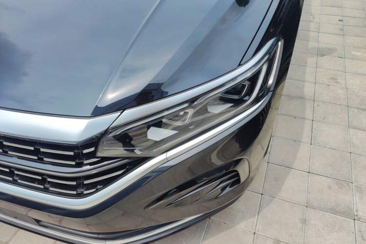 Used Volkswagen Passat 2022 330TSI Luxury Edition Left Front Headlight