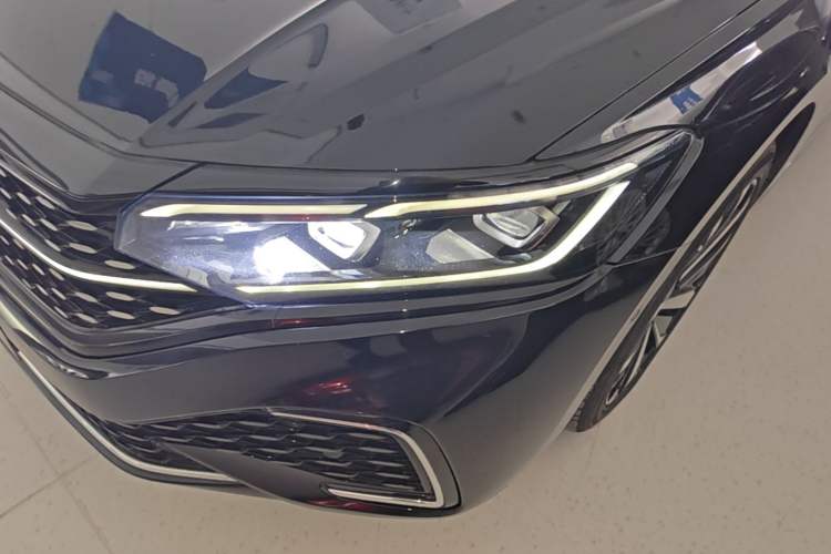 Used Volkswagen Passat 2022 330TSI Starry Luxury Edition Left Front Headlight