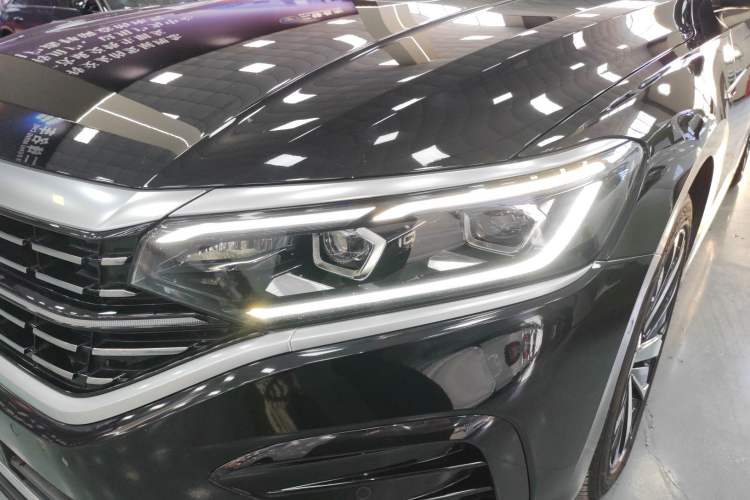 Used Volkswagen Passat 2022 330TSI Luxury Edition Left Front Headlight