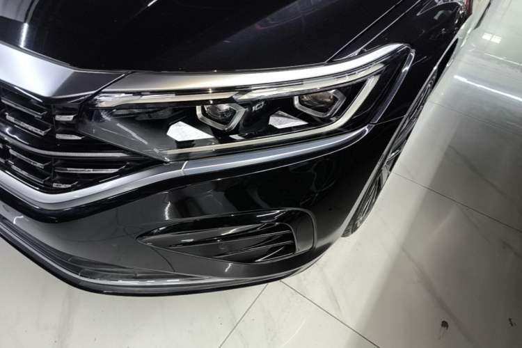 Used Volkswagen Passat 2022 330TSI Luxury Edition Left Front Headlight