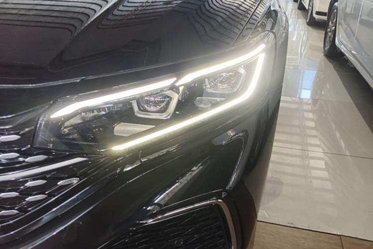 Used Volkswagen Passat 2022 330TSI Starry Luxury Edition Left Front Headlight