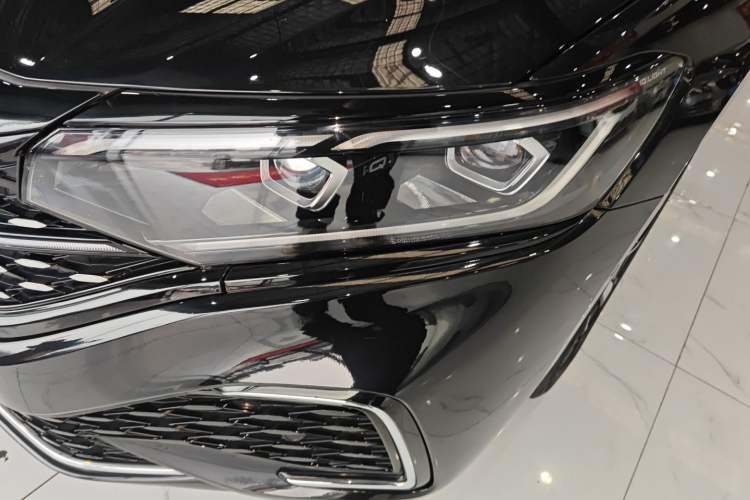 Used Volkswagen Passat 2022 330TSI Starry Luxury Edition Left Front Headlight